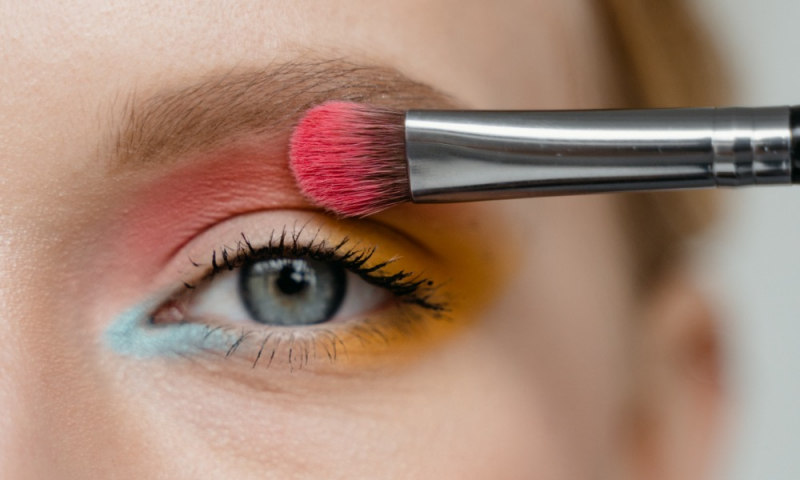 Восемь ошибок в макияже, которые делают почти все