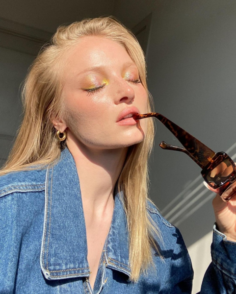 Звездная пыль: макияж, который захотите повторить этим летом