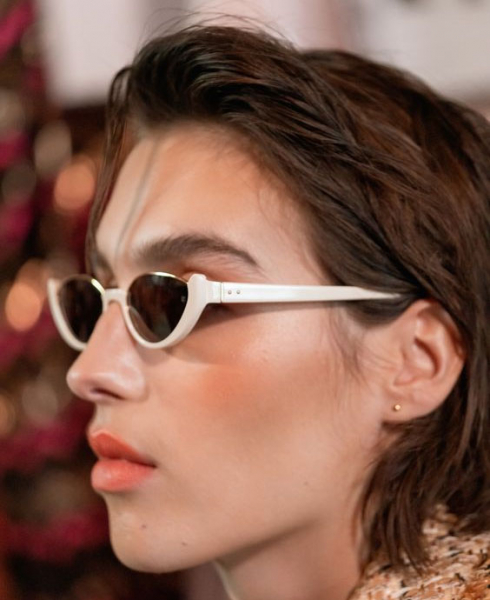 Безопасное солнце: как создать эффект загара с помощью макияжа