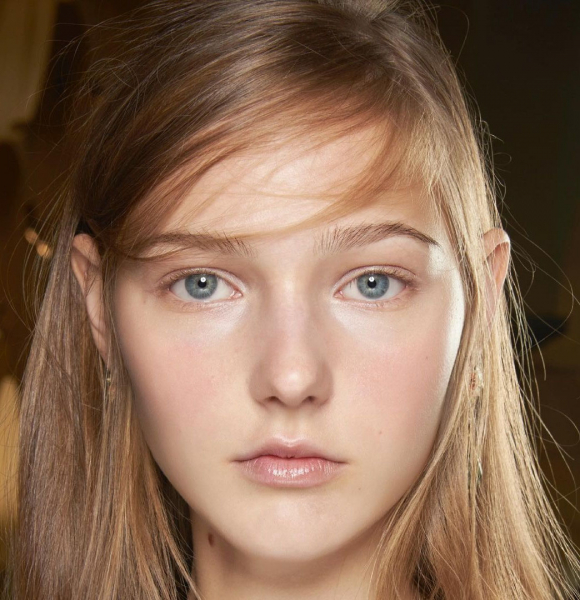 Безопасное солнце: как создать эффект загара с помощью макияжа