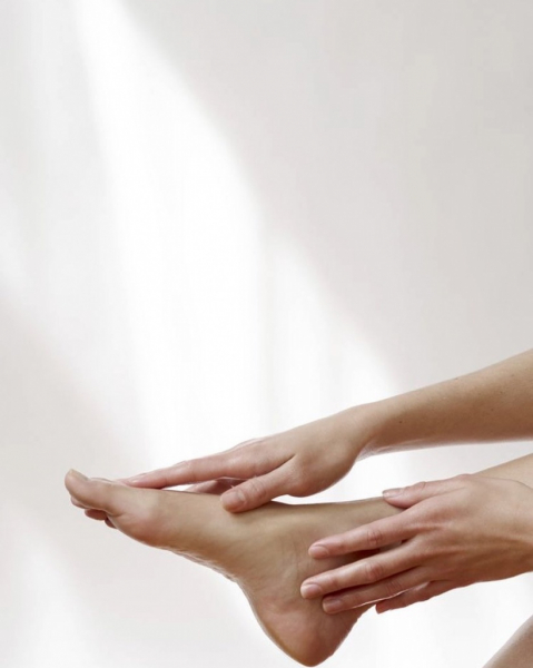 Готовим ноги к лету: рассказываем про SMART-педикюр