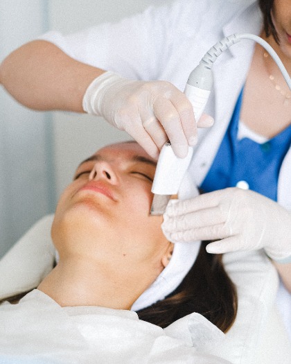 9 процедур, которые нужно сделать весной, чтобы выглядеть круто