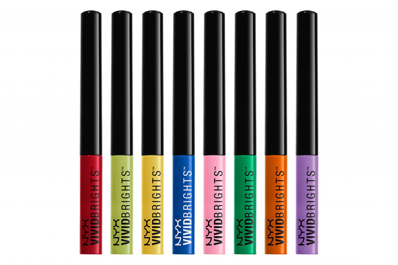 Хит сезона: лучшие цветные подводки для глаз