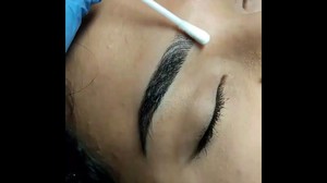 Микроблейдинг бровей и уход за бровями после процедуры