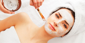 Особенности атравматической чистки лица