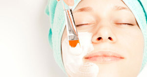 Особенности атравматической чистки лица