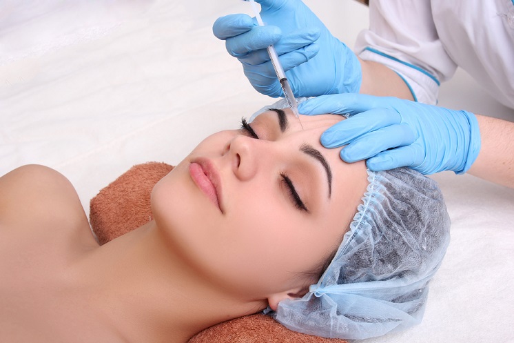 Векторный лифтинг (или биоармирование) против биоревитализации: основные различия между процедурами