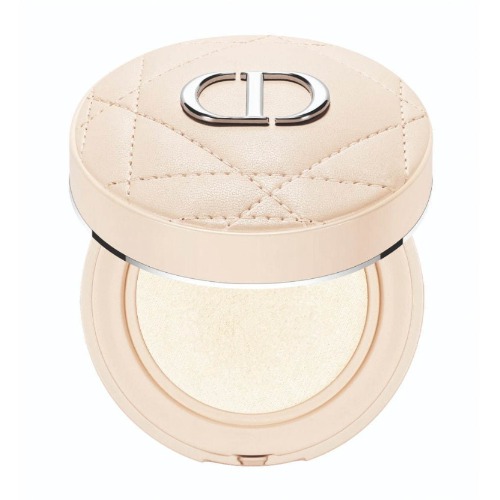 Как повторить модный эффект разным типам кожи