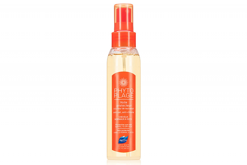 Привет, лето: лучшие солнцезащитные спреи для волос