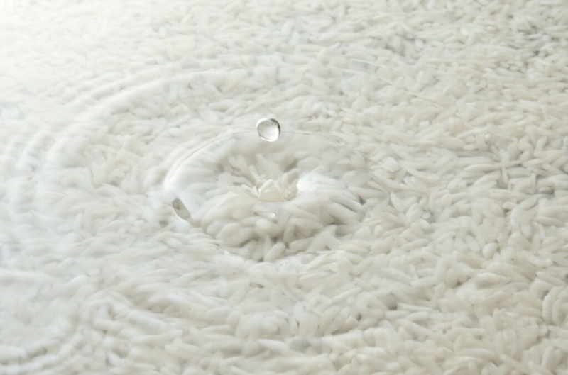 Рисовая вода для волос, кожи и тела: как приготовить и употреблять