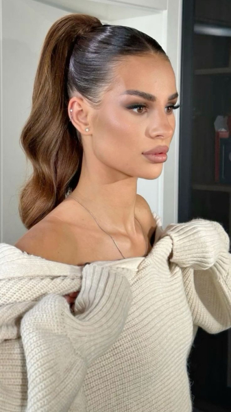 Идеи причесок на Новый год: просто и стильно